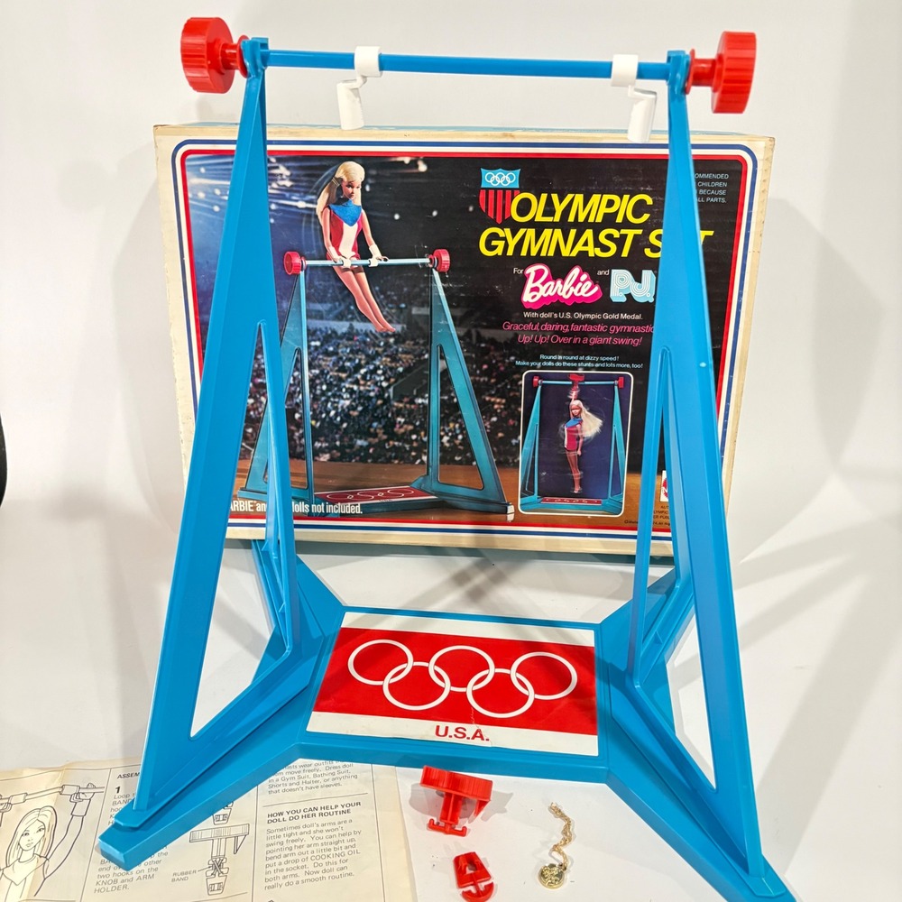 Vintage 1974 Mattel Barbie Olympic Gymnast Set No. 7240 Complete with Box Medal